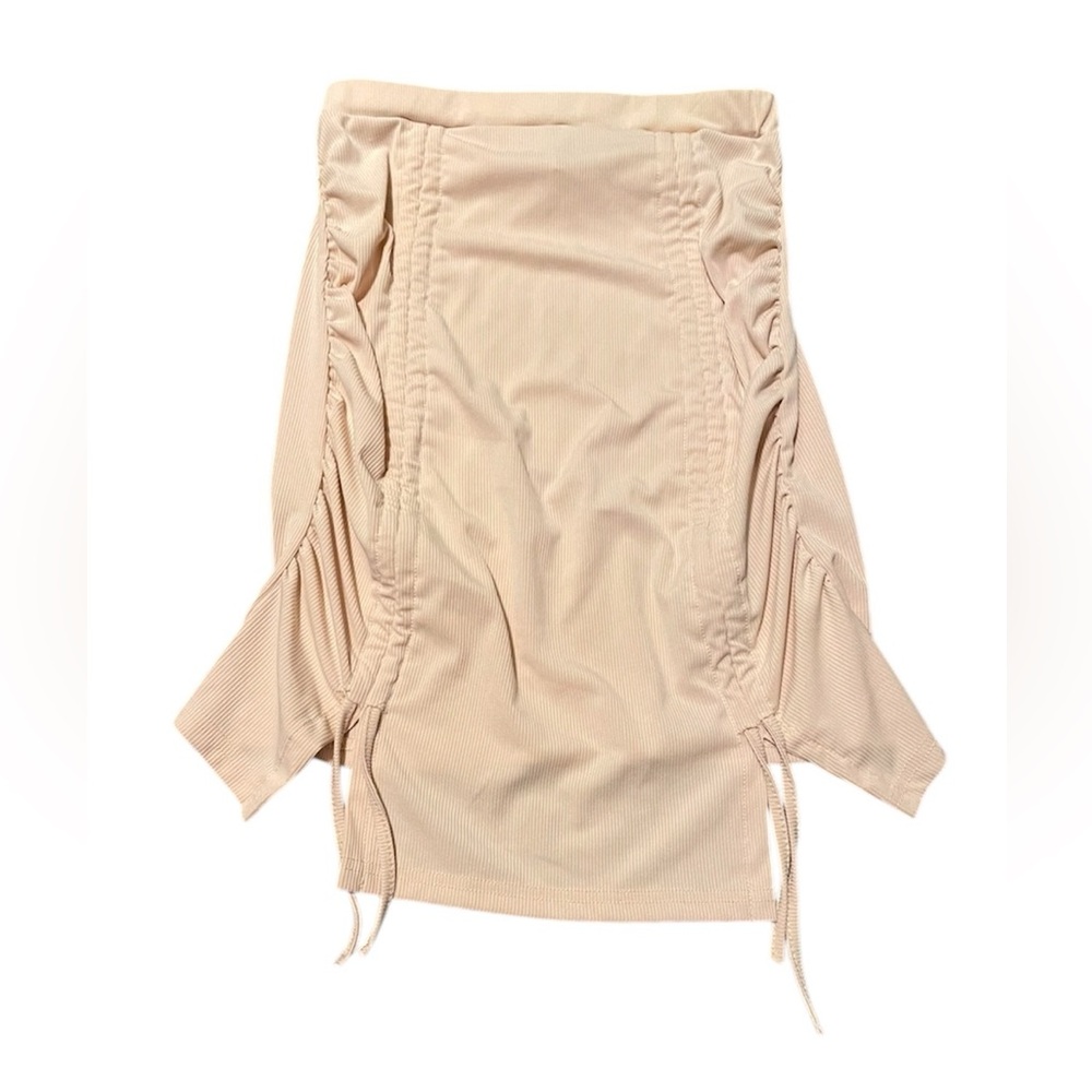 women’s skirt